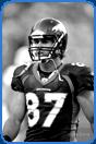 tall football player eric decker