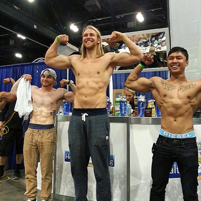 fitness expo flexing